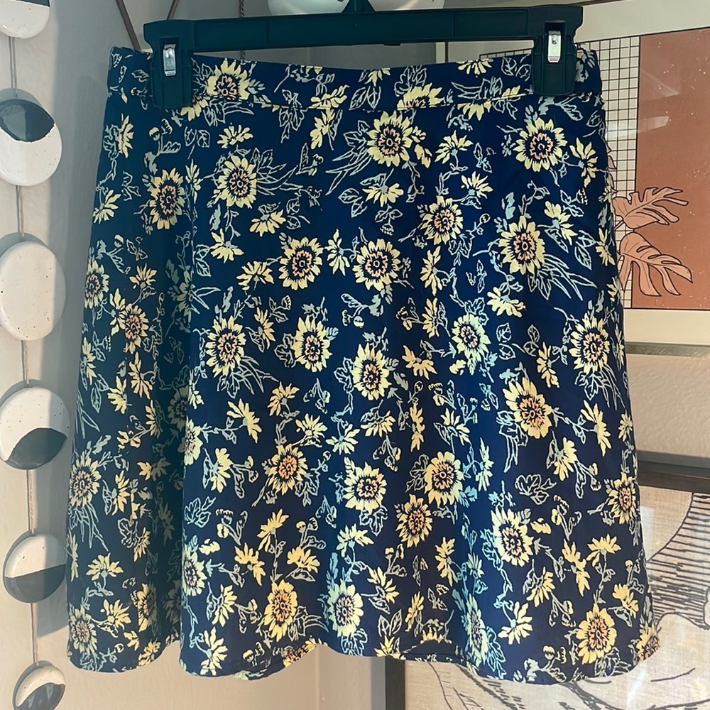 Kimchi Blue floral mini skirt in size medium